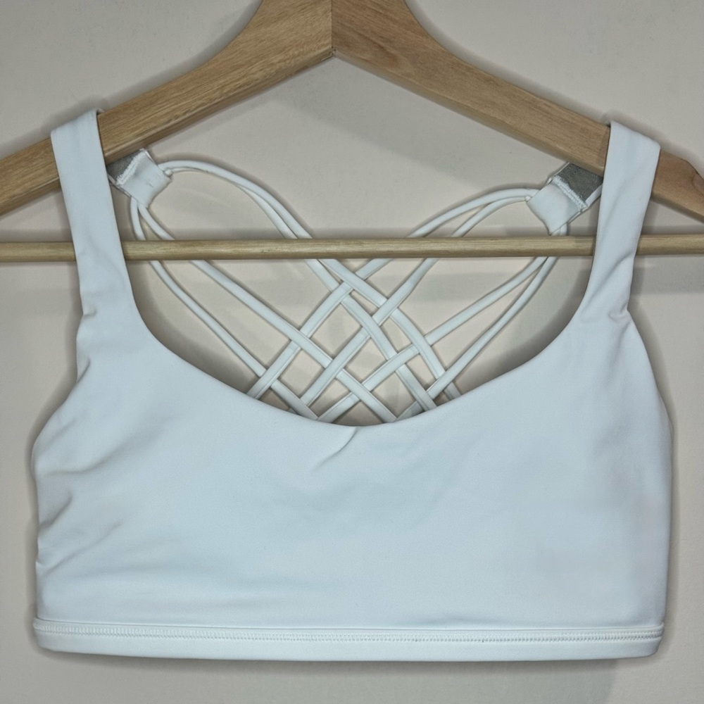 lululemon athletica Free to Be Wild Strappy Sports Bra White Size 6 - Picture 6 of 6